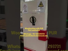 PUR Mestrado em laminação plana: Ligação de chapa de madeira com curvatura zero